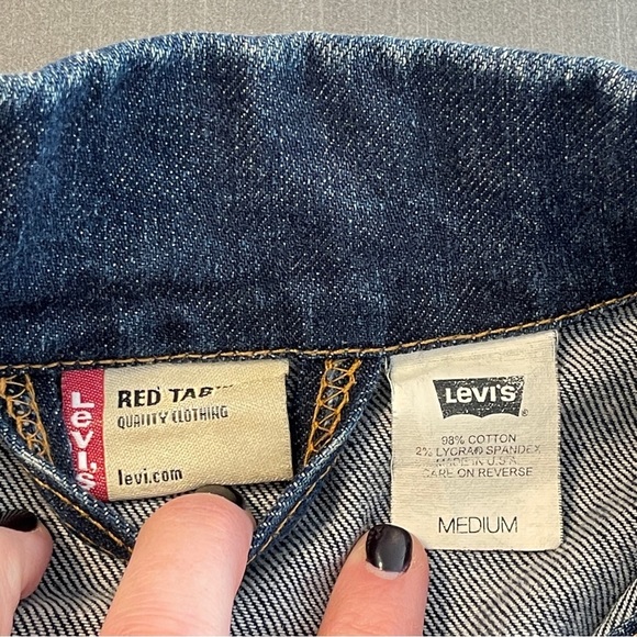 Levi’s Red Tab Jean Jacket Dark Wash Blue Stretch Denim - Picture 13 of 14